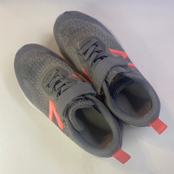 New Balance Fresh Foam Sneakers US Youth 11 Grey/Pink/Blue. M YAARICT3 - Picture 5 of 11